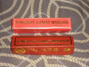 BUNGKUS TAM SUPER PREMIUM DAN KUALITAS RENDAH