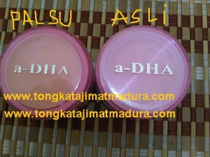 KEMASAN YANG PALSU WARNANYA LEBIH GELAP TIDAK KINCLONG